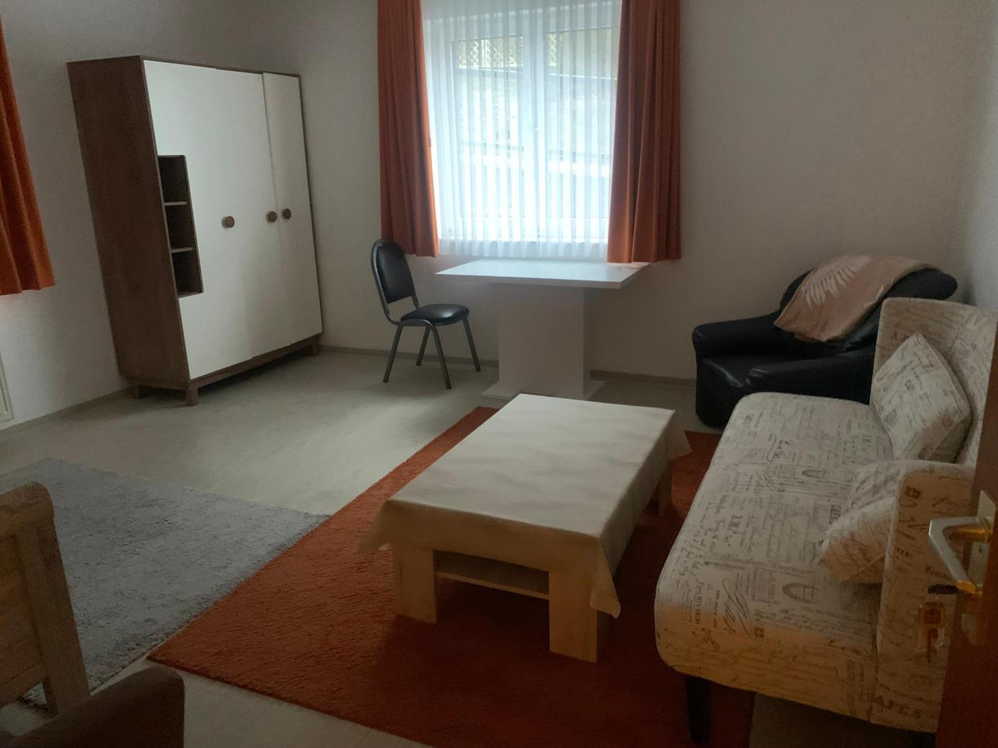 Monteure & Handwerker Einfach, Unkompliziert Und Preiswert In אלספלד מראה חיצוני תמונה